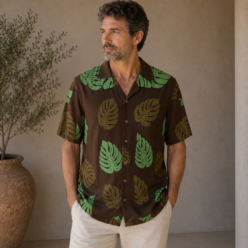 Caribelle  Batik Brown Leaf Print Short Sleeve NWT Hawaiian  Button Down xl